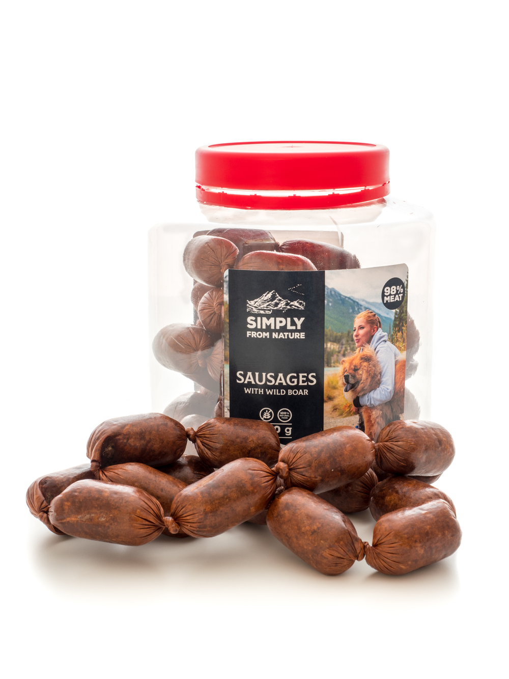 Des saucisses pour chiens. Délices sains et délicieux avec beaucoup de viande